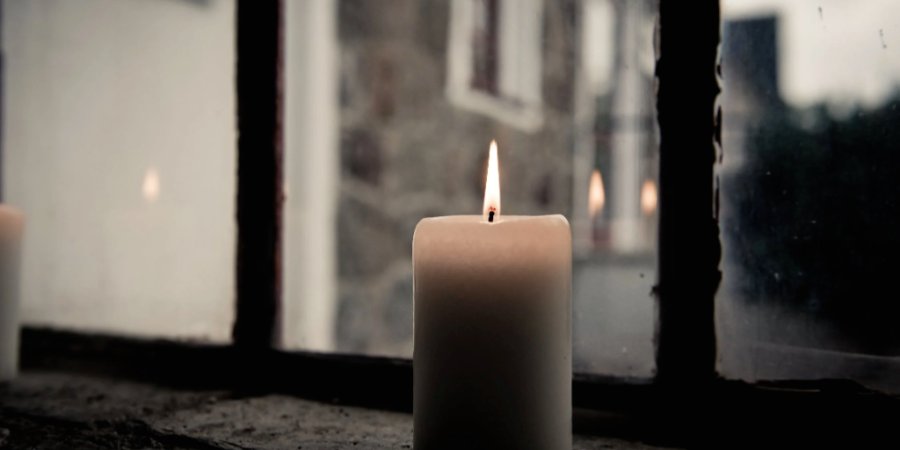 What Does a CBD Candle Do for You?